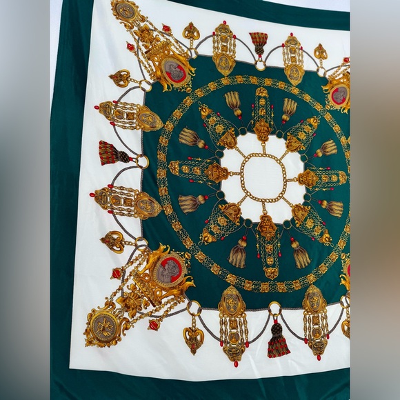 Hermes Authentic 100% Silk Large Scarf Gold Emerald Green 35”x35” - Picture 3 of 11
